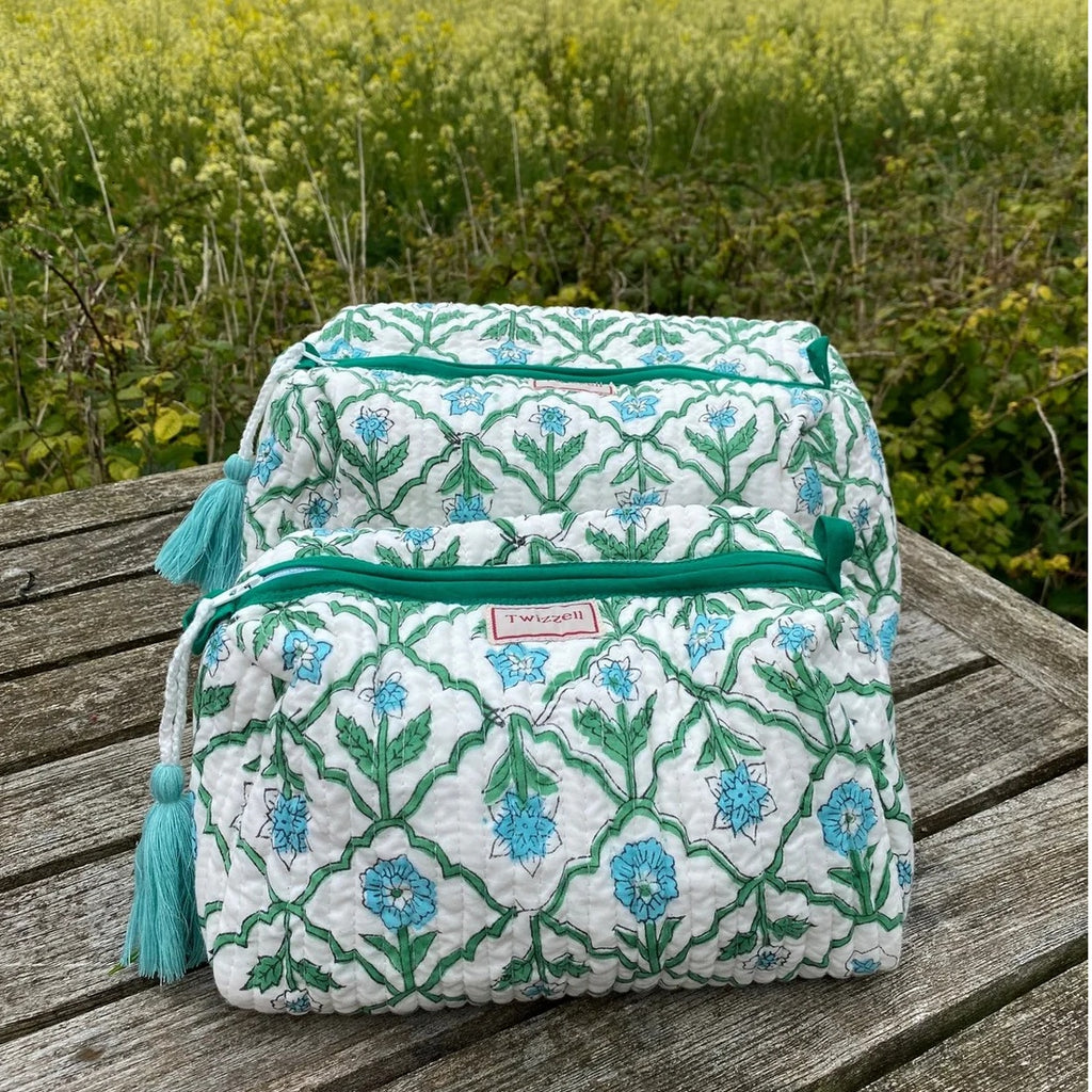 Large Quilted Wash bag - blue diamond
