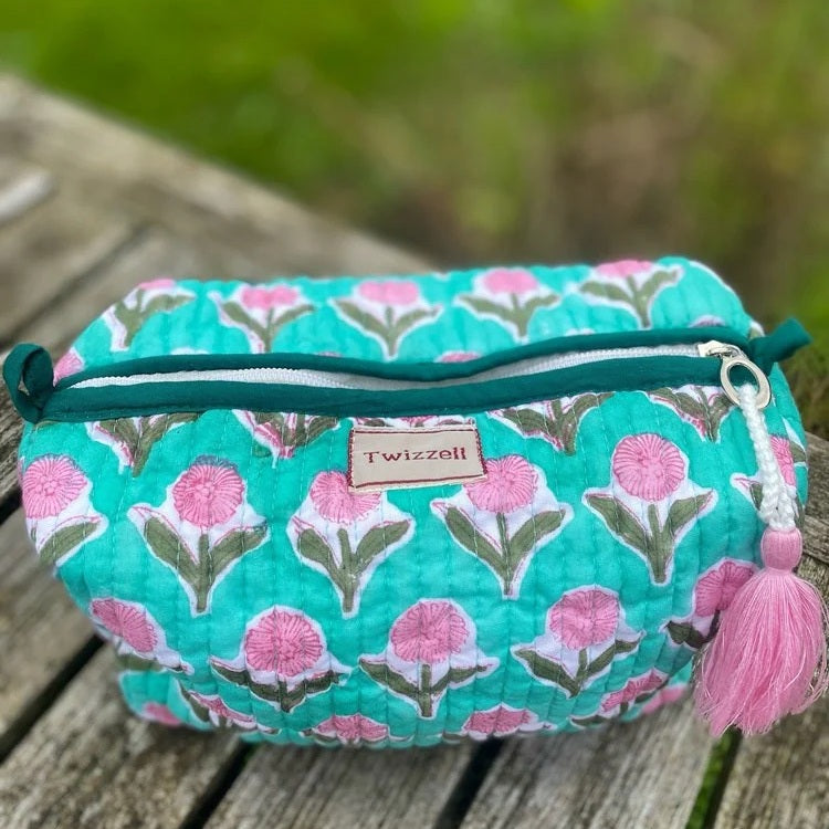 Large Quilted Wash bag - Turquoise