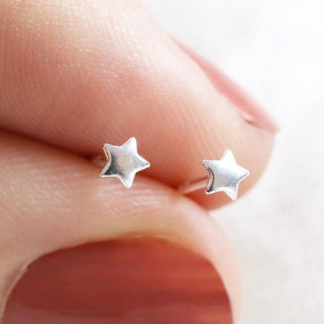 Tiny silver  Star stud earrings